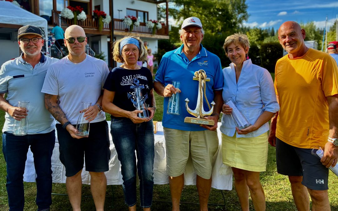 Elisabeth und Herbert Kujan gewinnen die Königstrophy am Forggensee
